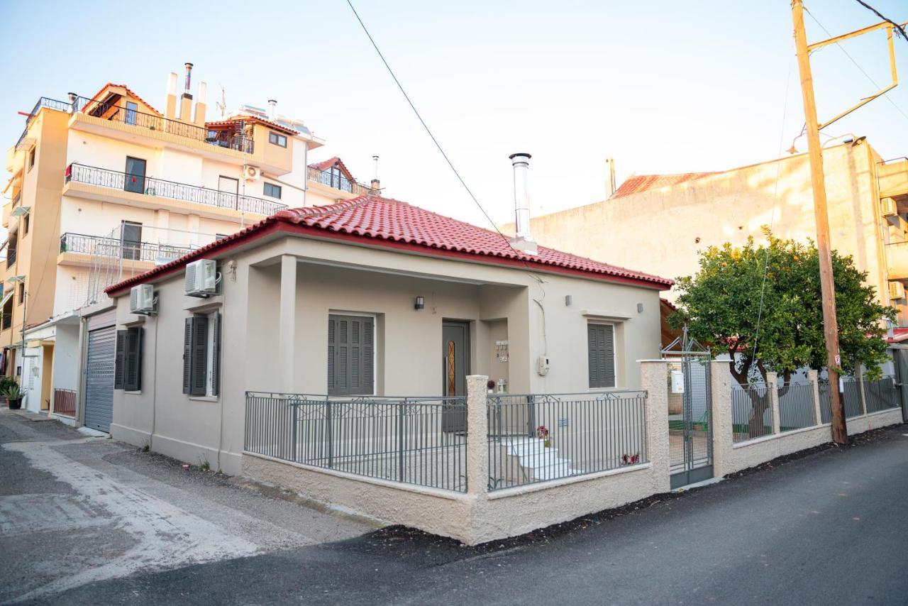 Όμορφη Μονοκατοικία Με 2 Υπνοδωμάτια Και Τζάκι Нафпактос Экстерьер фото